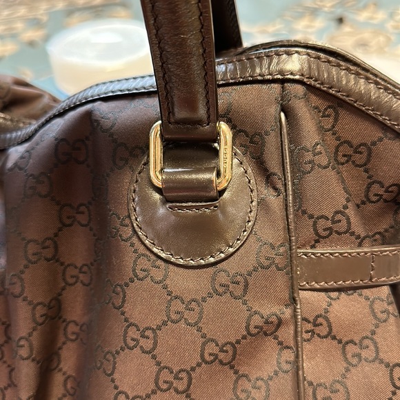 Vintage Gucci large bag - Picture 7 of 15